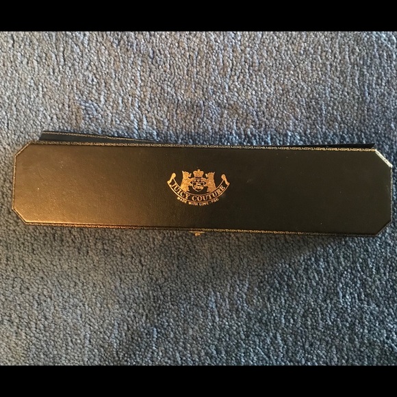 Juicy Couture Charm Bracelet with Dog Charm - Picture 2 of 2